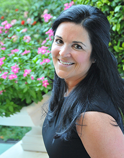 Dr. Anita Courcoulas